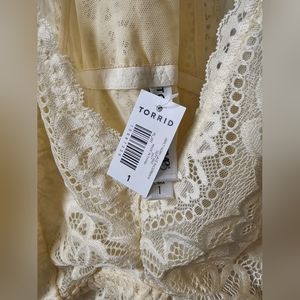 Torrid Lace Bralette NWT